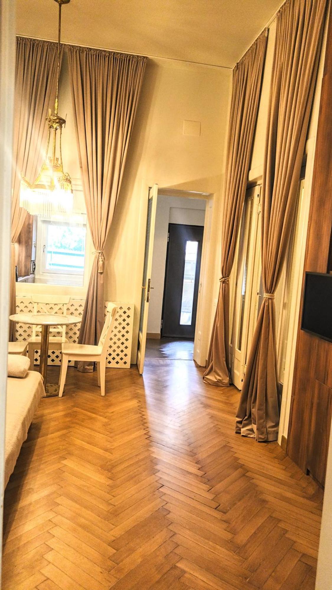 Littlehouse- Entire Property For Maximum 4 People Bucharest Exterior photo
